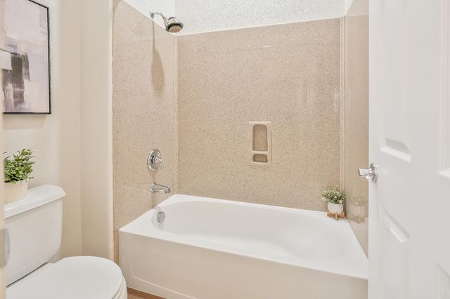 1455 Montauban Ct, Tracy, CA 95304