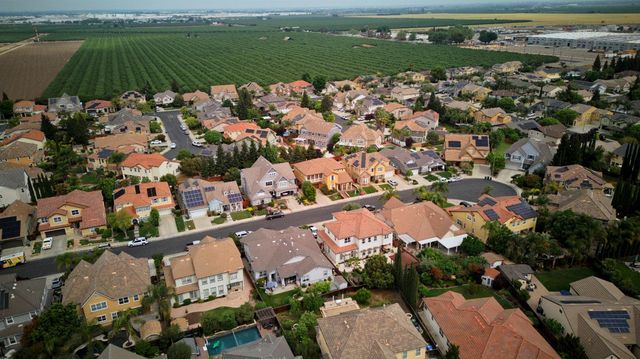 1455 Montauban Ct, Tracy, CA 95304