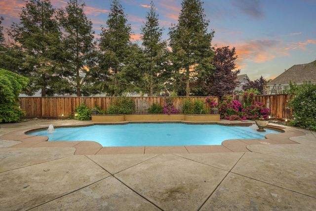 1455 Montauban Ct, Tracy, CA 95304