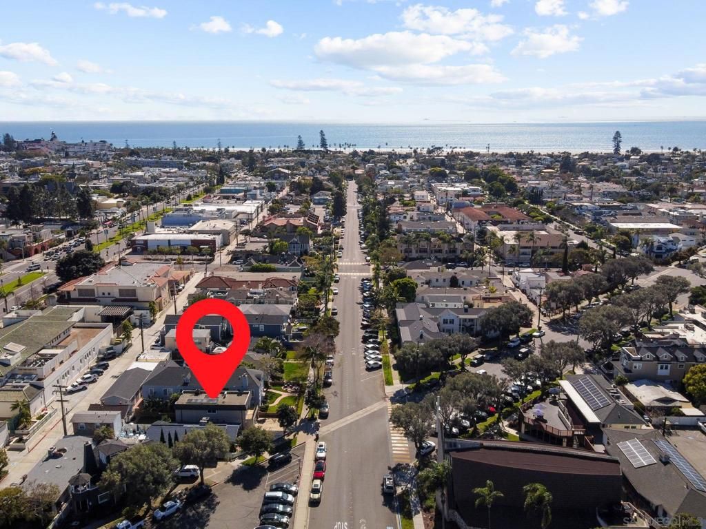 Image 31 of property listing at 713 719 D AVENUE, Coronado, CA 92118