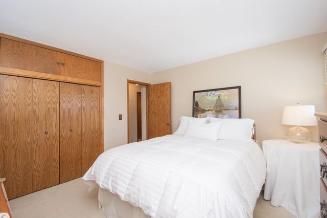 2205 14th Street S, Moorhead, MN 56560