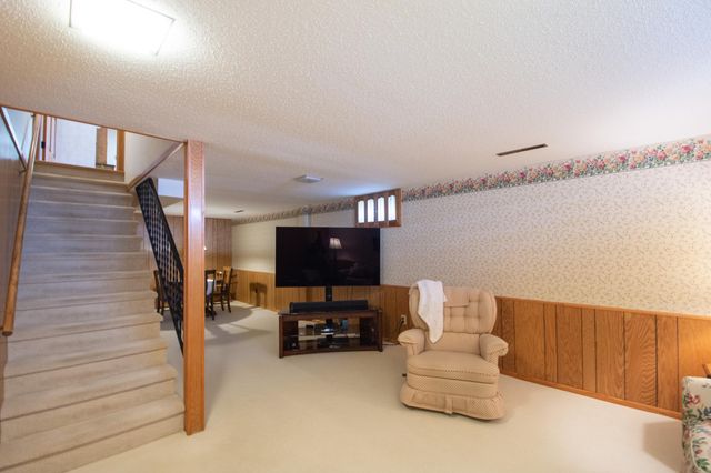 2205 14th Street S, Moorhead, MN 56560