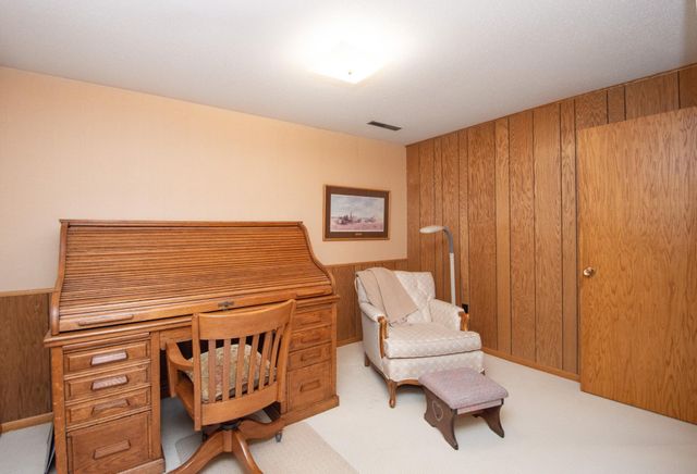 2205 14th Street S, Moorhead, MN 56560