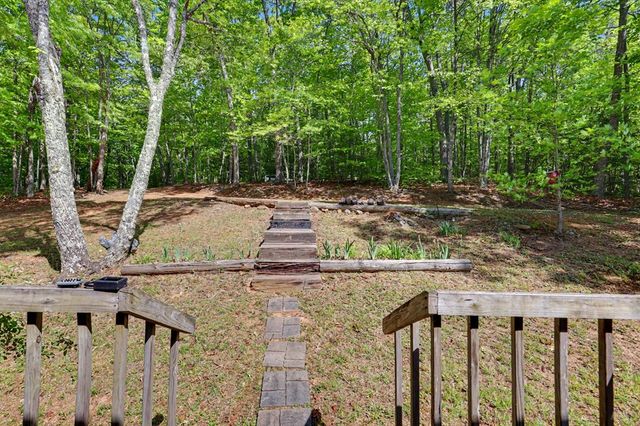 3235 Hiwassee Dam Access, Murphy, NC 28906