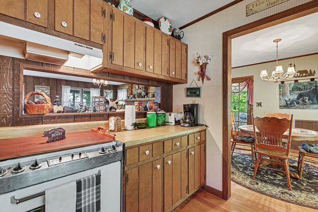 3235 Hiwassee Dam Access, Murphy, NC 28906