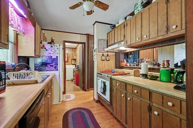 3235 Hiwassee Dam Access, Murphy, NC 28906