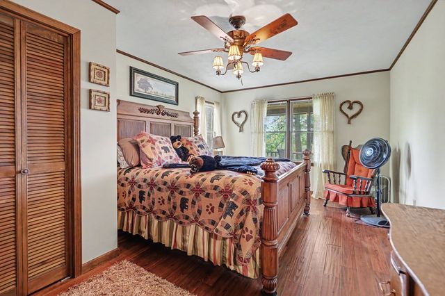 3235 Hiwassee Dam Access, Murphy, NC 28906