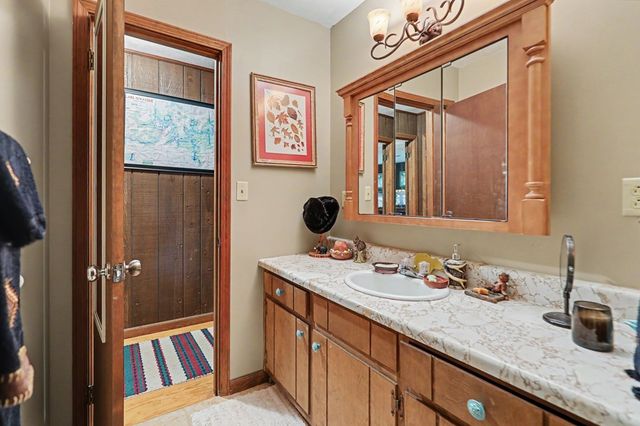 3235 Hiwassee Dam Access, Murphy, NC 28906