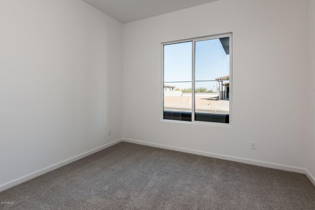 927 E PASEO Way, Phoenix, AZ 85042