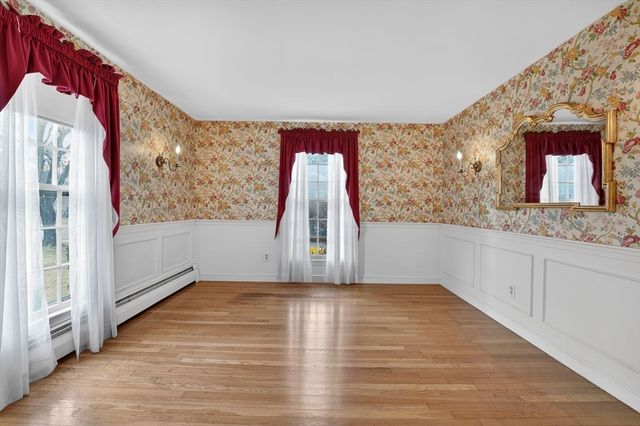 121 South Dr, Bridgewater, MA 02324