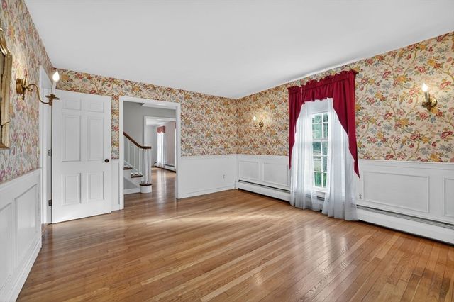 121 South Dr, Bridgewater, MA 02324