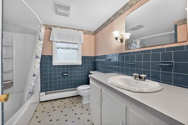 121 South Dr, Bridgewater, MA 02324