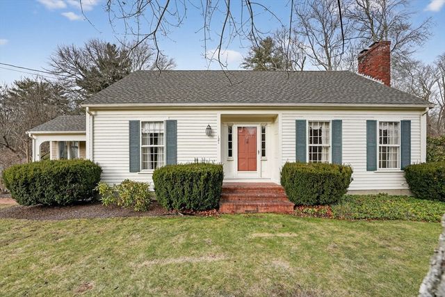 121 South Dr, Bridgewater, MA 02324