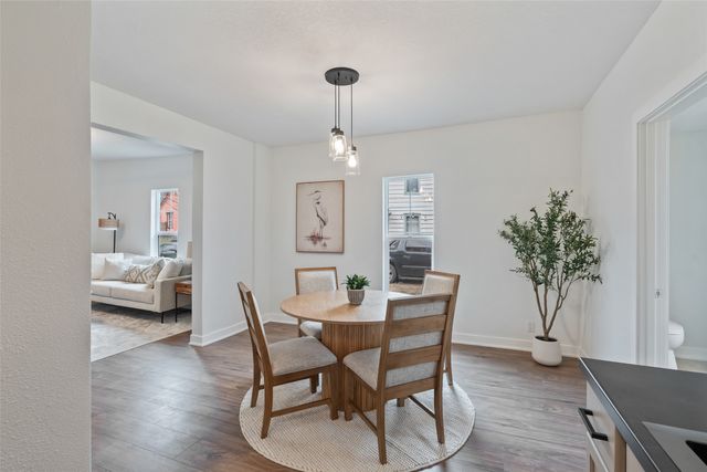 906 Cleveland Avenue, Des Moines, IA 50316