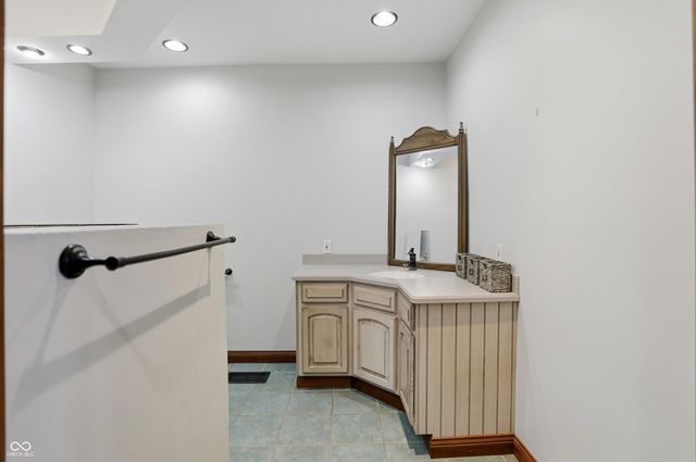 203 S Pillsbury Street, Milroy, IN 46156