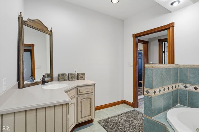 203 S Pillsbury Street, Milroy, IN 46156