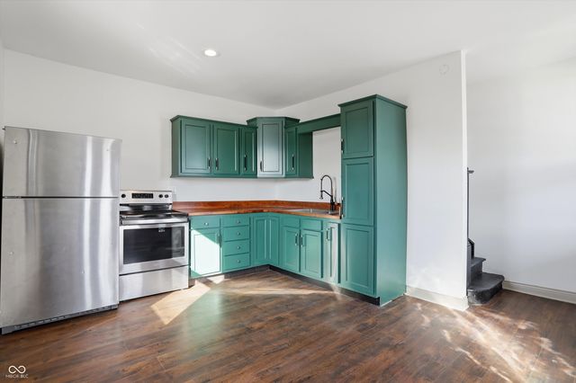 203 S Pillsbury Street, Milroy, IN 46156