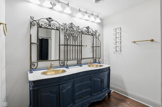 203 S Pillsbury Street, Milroy, IN 46156