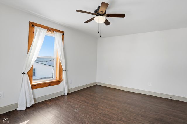 203 S Pillsbury Street, Milroy, IN 46156