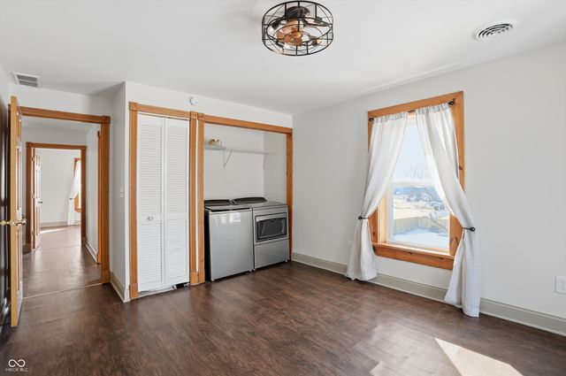 203 S Pillsbury Street, Milroy, IN 46156