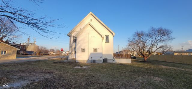 203 S Pillsbury Street, Milroy, IN 46156
