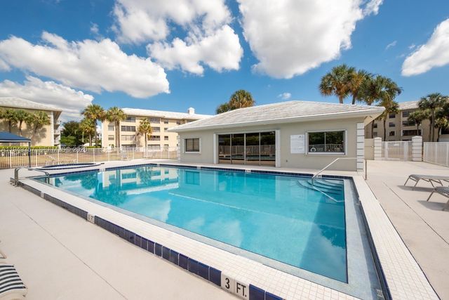 3515 Village Blvd 206, West Palm Beach, FL 33409