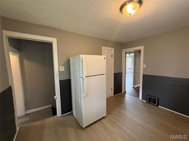 3010 Kemp Drive, St Louis, MO 63121