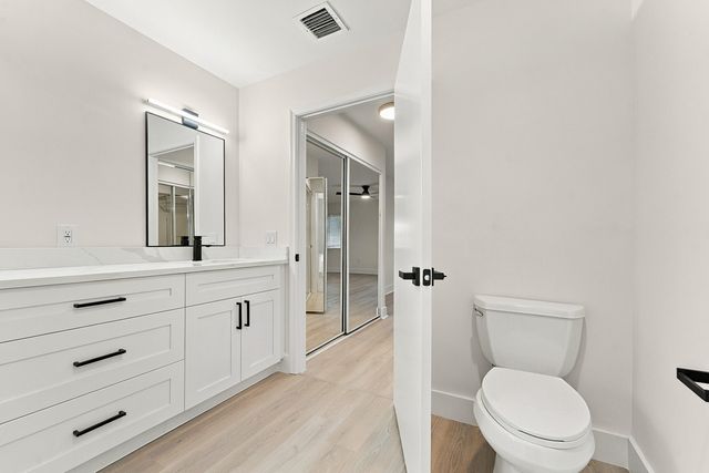 5876 REGAL GLEN Drive 201, Boynton Beach, FL 33437