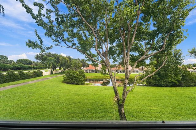 5876 REGAL GLEN Drive 201, Boynton Beach, FL 33437