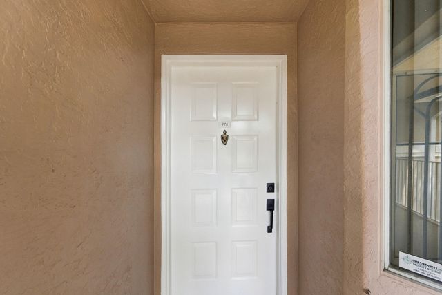 5876 REGAL GLEN Drive 201, Boynton Beach, FL 33437