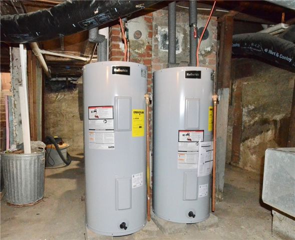 722 Seneca Place Street, Elmira City, NY 14904