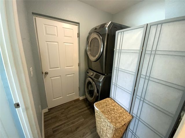 5944 51ST AVENUE N, Kenneth City, FL 33709
