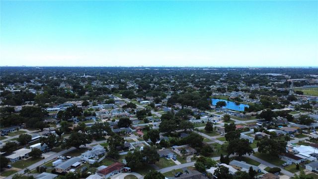 5944 51ST AVENUE N, Kenneth City, FL 33709