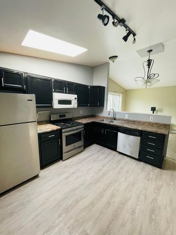 18325 Embers Avenue, Farmington, MN 55024
