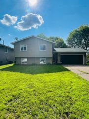 18325 Embers Avenue, Farmington, MN 55024