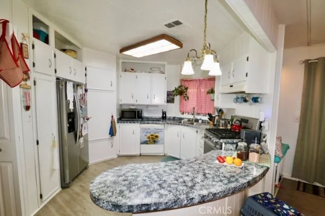 14046 Lake Side 108, La Mirada, CA 90638