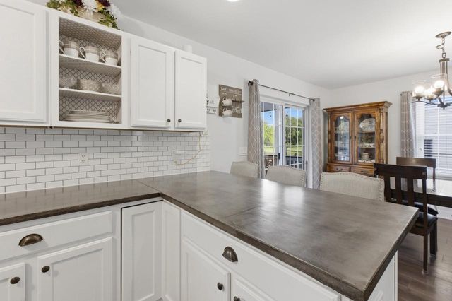 1009 Virgin Lake Drive, Stoughton, WI 53589