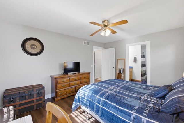 1009 Virgin Lake Drive, Stoughton, WI 53589