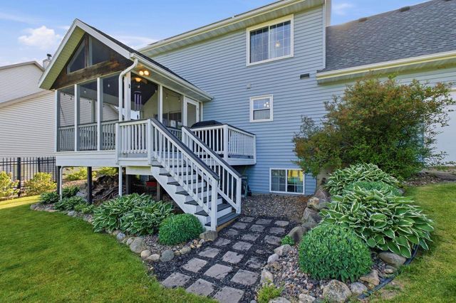 1009 Virgin Lake Drive, Stoughton, WI 53589