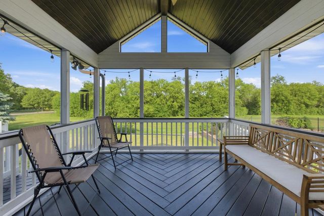 1009 Virgin Lake Drive, Stoughton, WI 53589