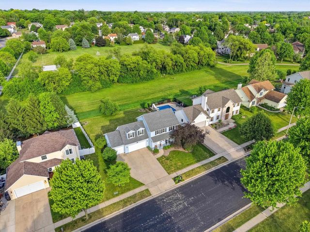 1009 Virgin Lake Drive, Stoughton, WI 53589