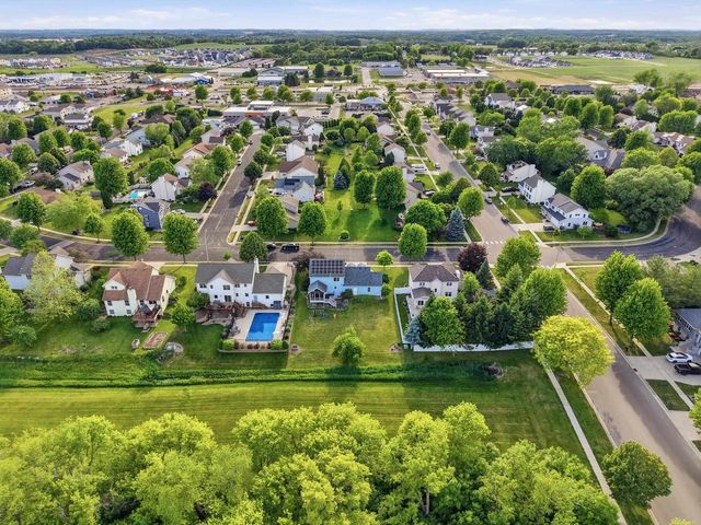 1009 Virgin Lake Drive, Stoughton, WI 53589