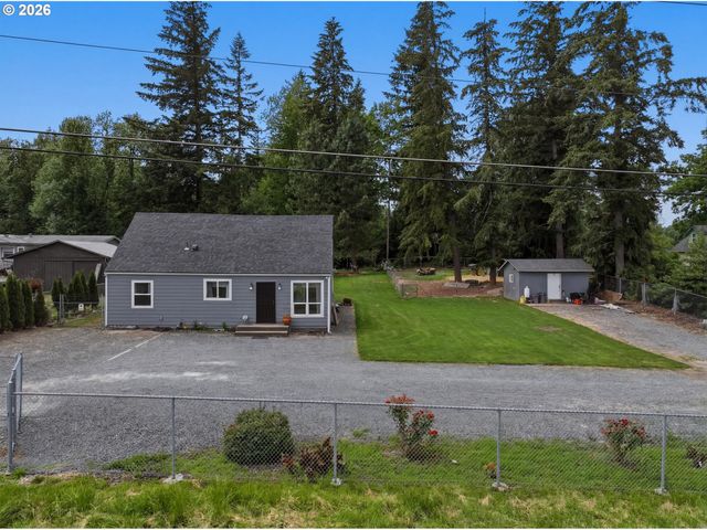 17673 S HATTAN Rd, Oregon City, OR 97045