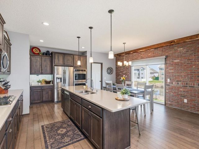 17986 Equinox Avenue, Lakeville, MN 55044