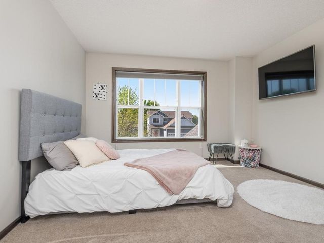 17986 Equinox Avenue, Lakeville, MN 55044