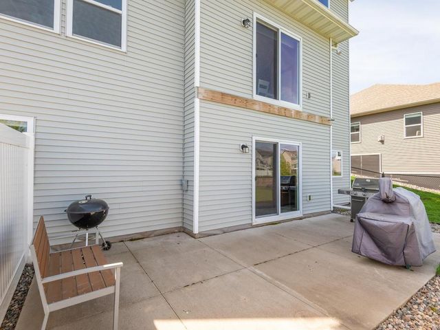 17986 Equinox Avenue, Lakeville, MN 55044
