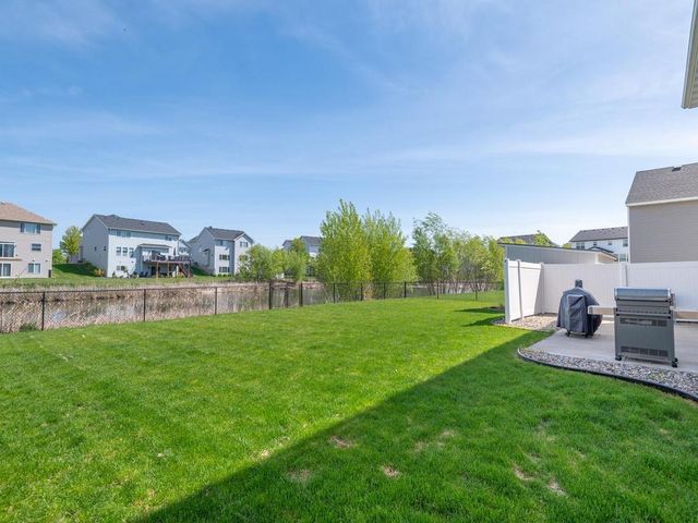17986 Equinox Avenue, Lakeville, MN 55044