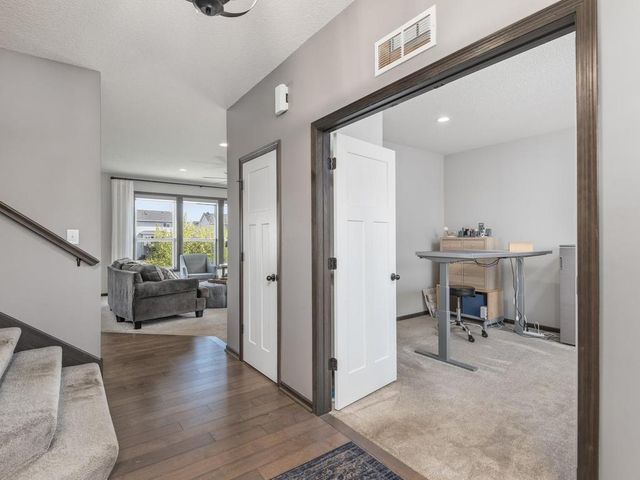 17986 Equinox Avenue, Lakeville, MN 55044