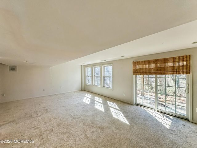 37 Walden Court, Old Bridge, NJ 08857