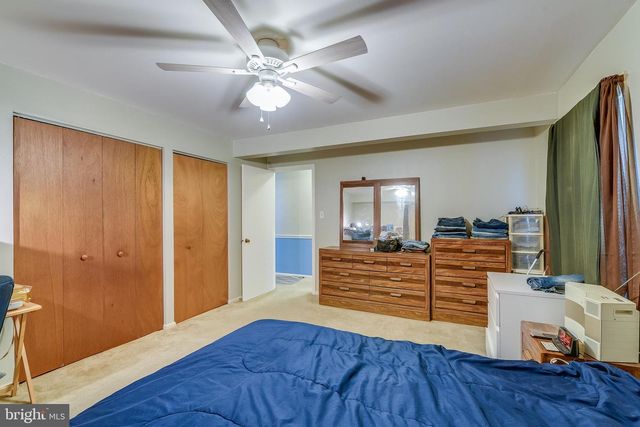 8116 LAKECREST DR, Greenbelt, MD 20770